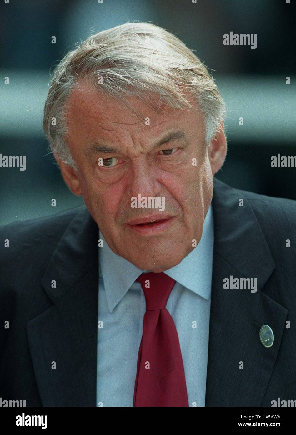HANS VAN MIERLO FOREIGN MIN. OF NETHERLANDS 25 June 1996