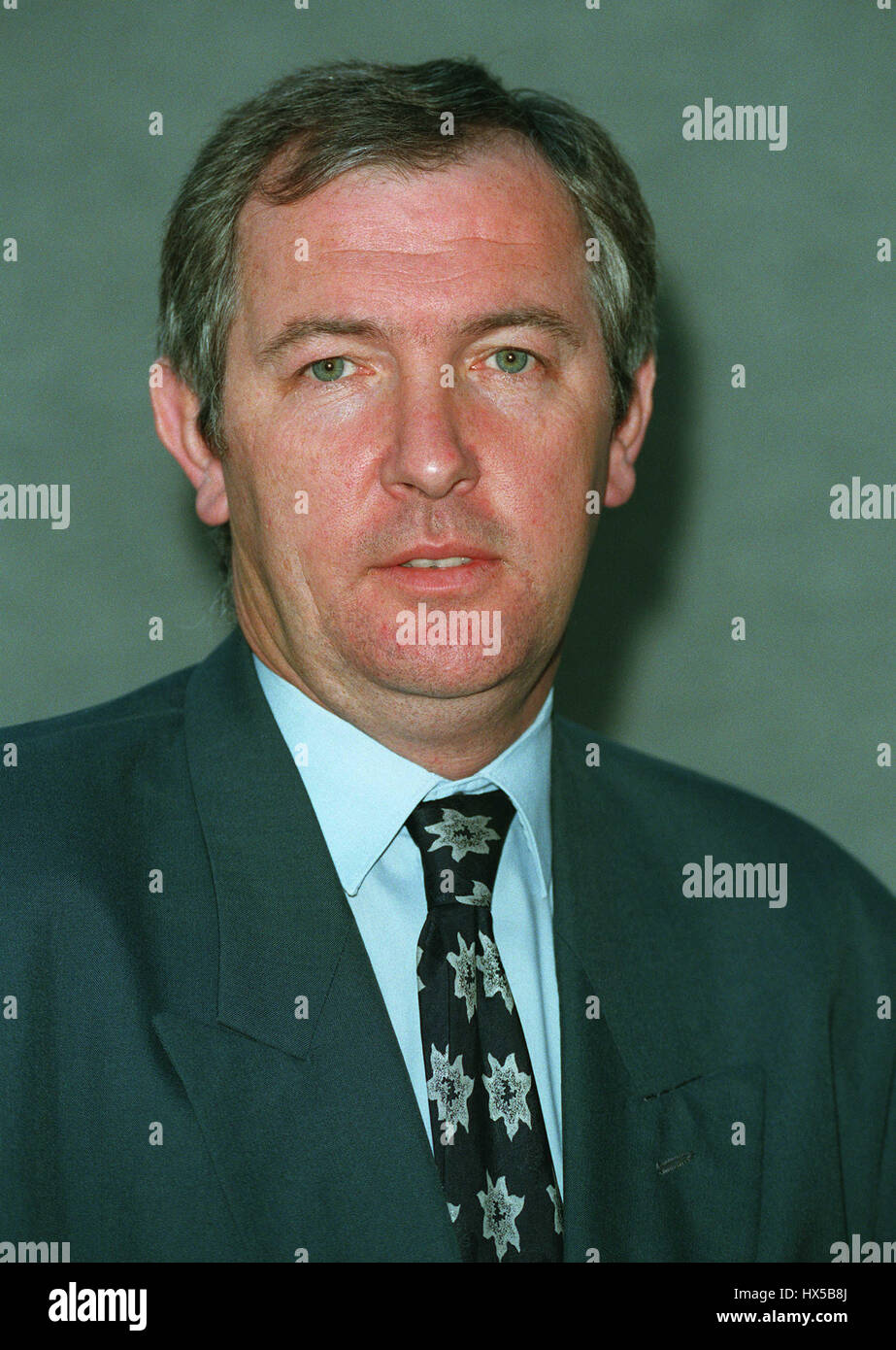 KEVIN BARRON MP LABOUR PARTY ROTHER VALLEY 22 December 1994 Stock Photo ...