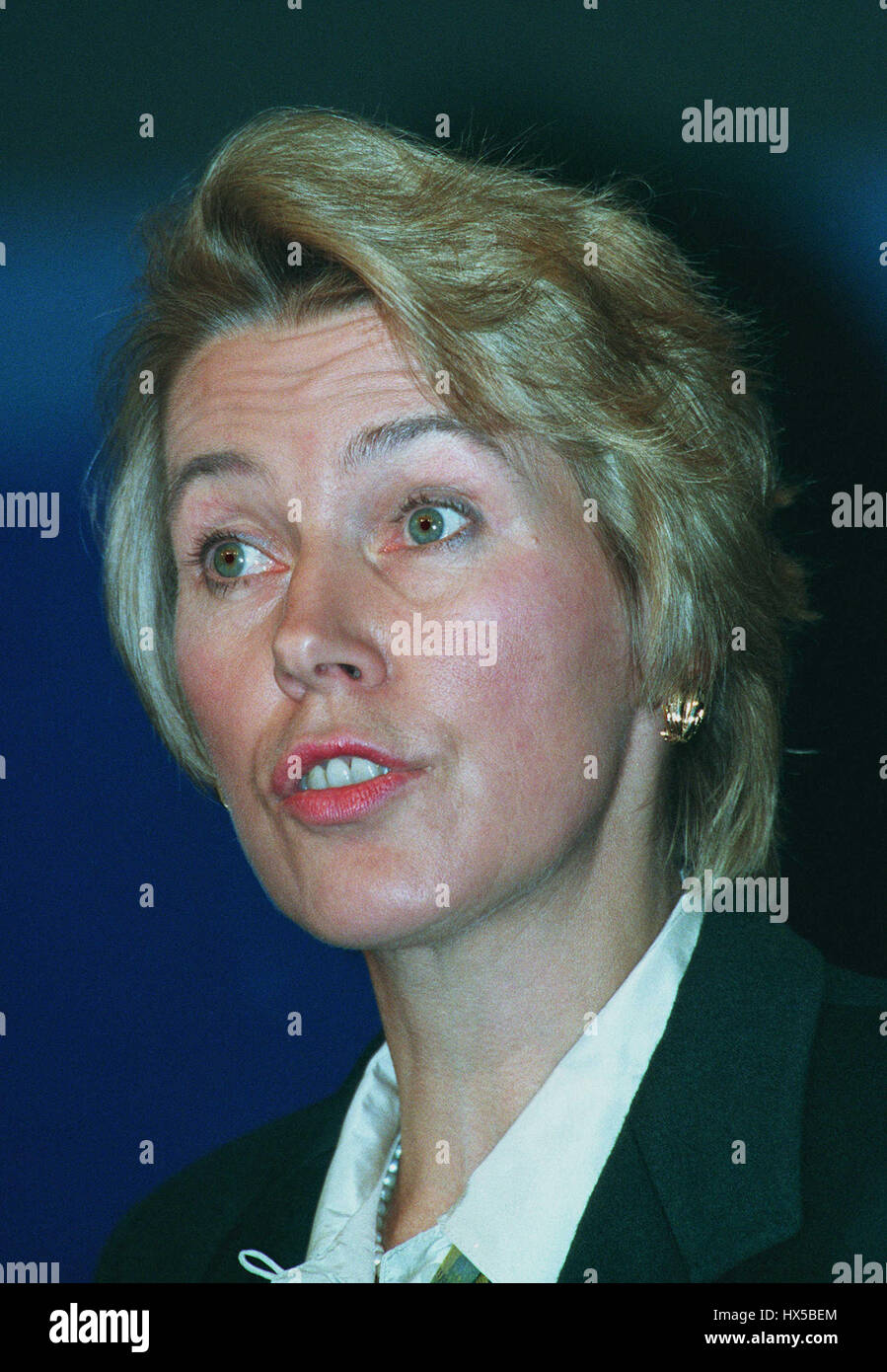 Virginia bottomley hi-res stock photography and images - Alamy