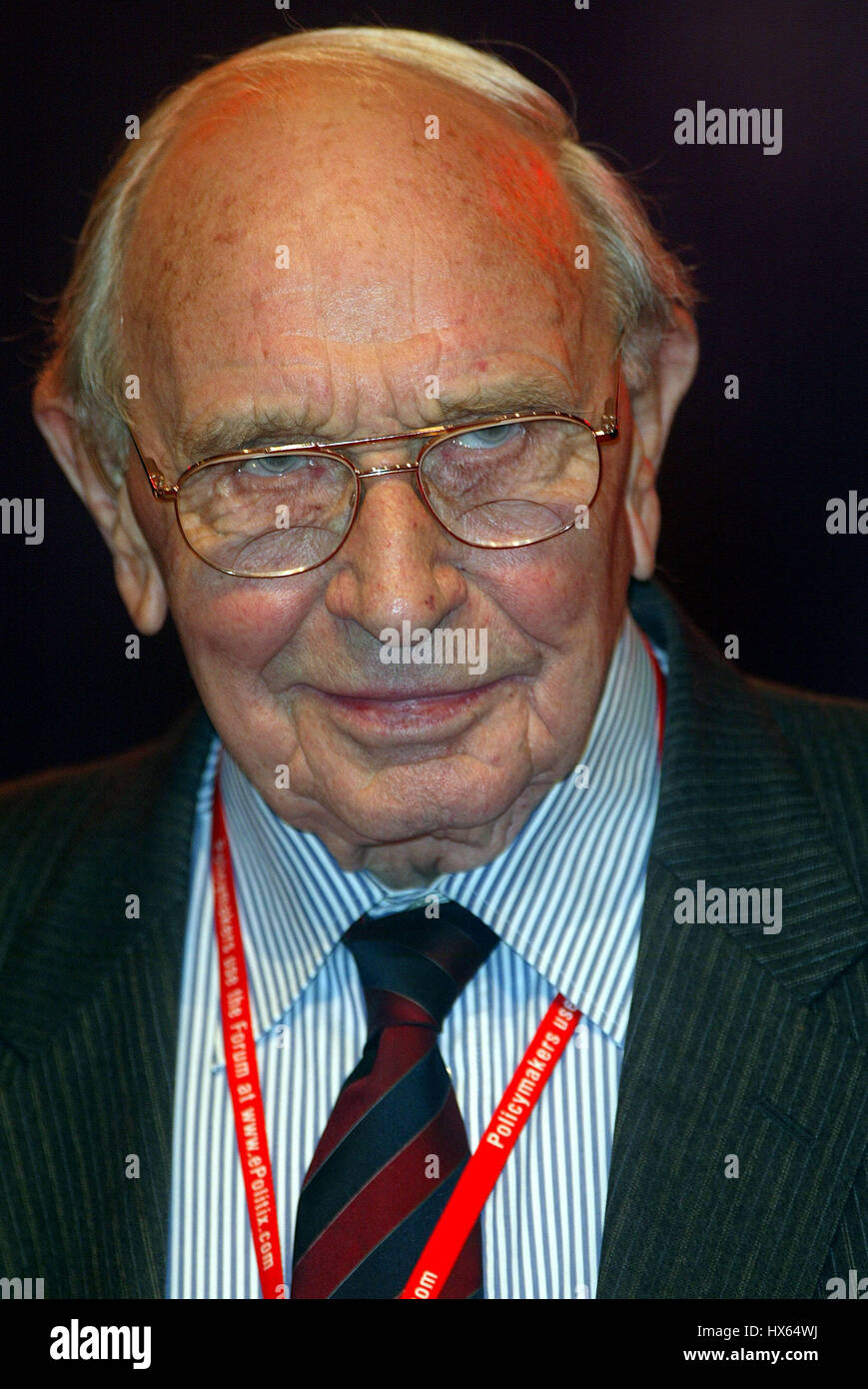 JACK JONES . LABOUR PARTY 03 October 2002 LABOUR PARTY CONFERENCE 2002 BLACKPOOL ENGLAND Stock Photo