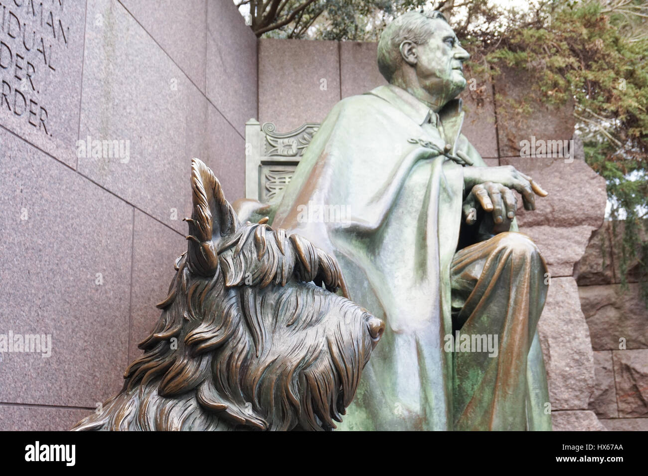 A statue of FDR and his dog Fala, President Franklin Delano Roosevelt ...