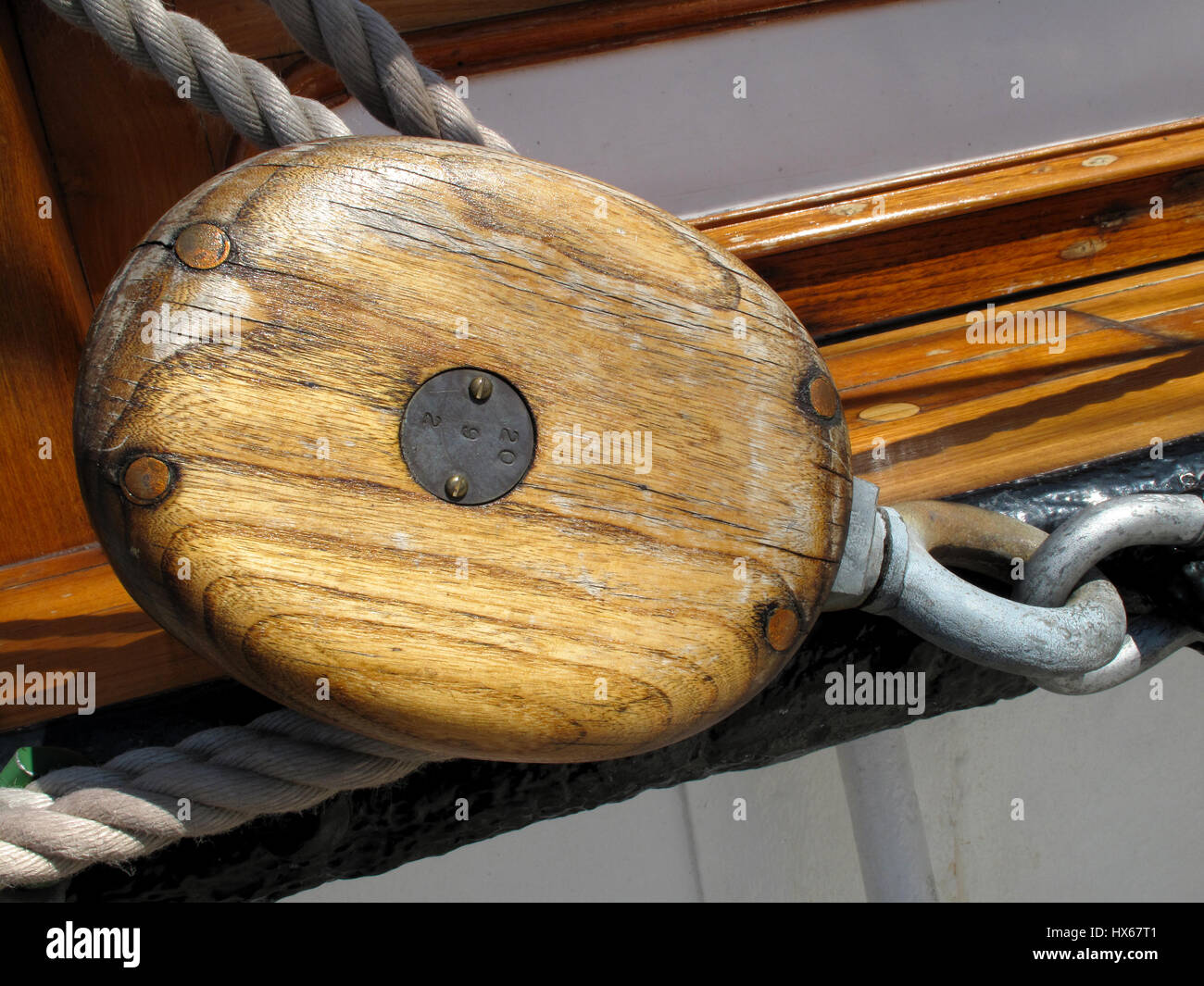 Ancient wooden pulleys hires stock photography and images Alamy