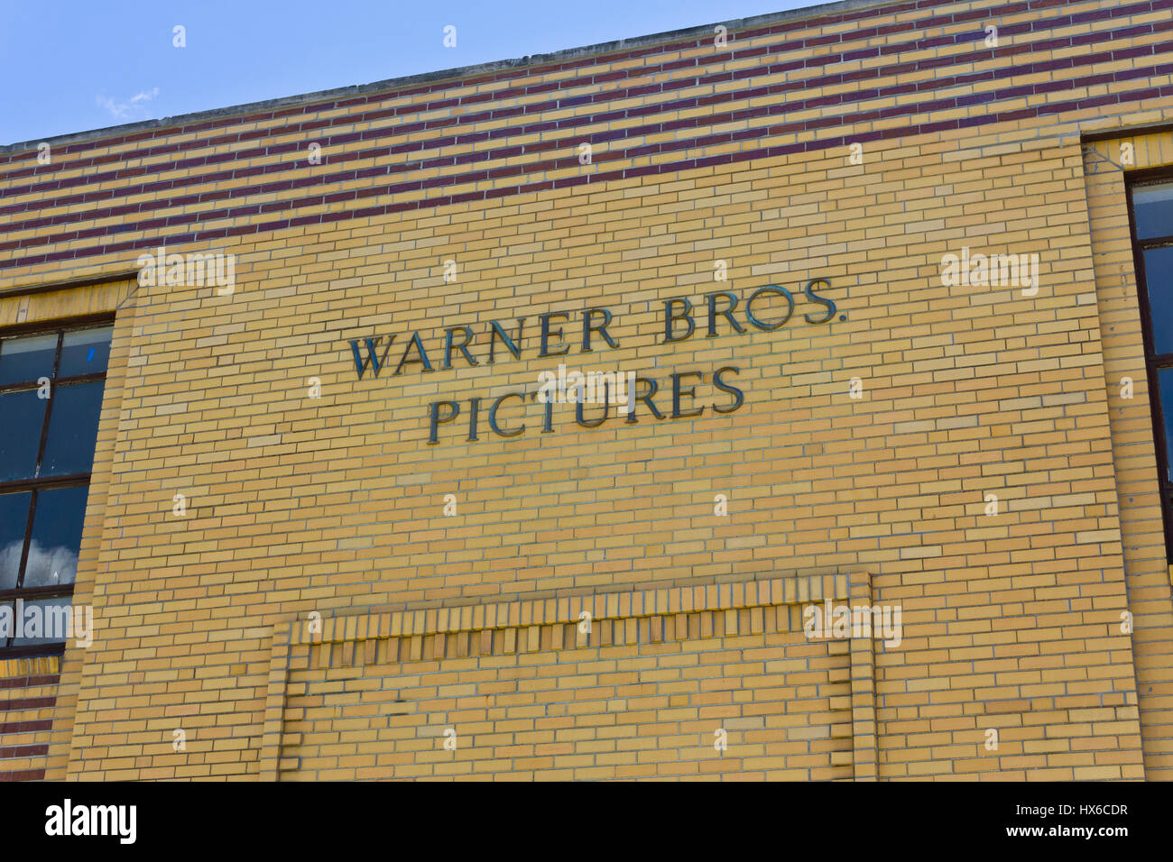 Cincinnati - Circa June 2016: Former Warner Brothers Pictures Film Distribution Center I Stock Photo