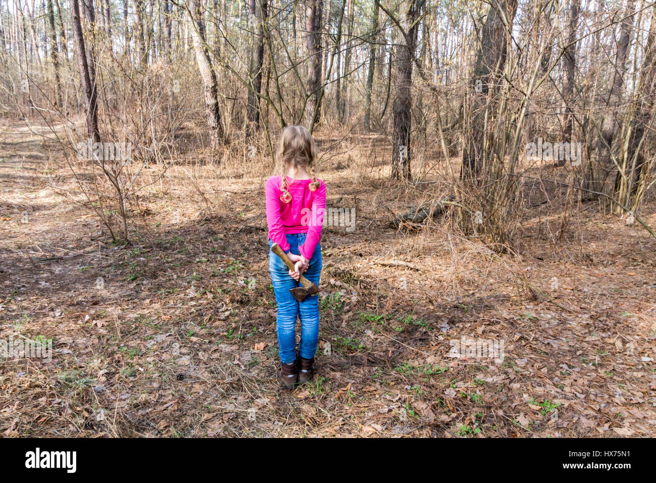 Little Girl Cache Ax Hi res Stock Photography And Images Alamy