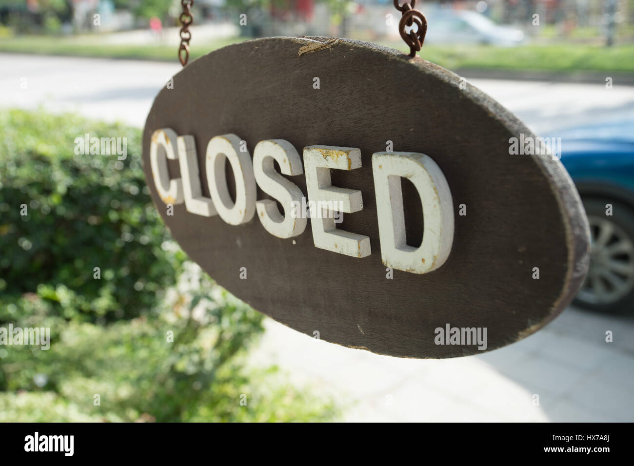 Vintage open closed sign for door hi-res stock photography and images ...