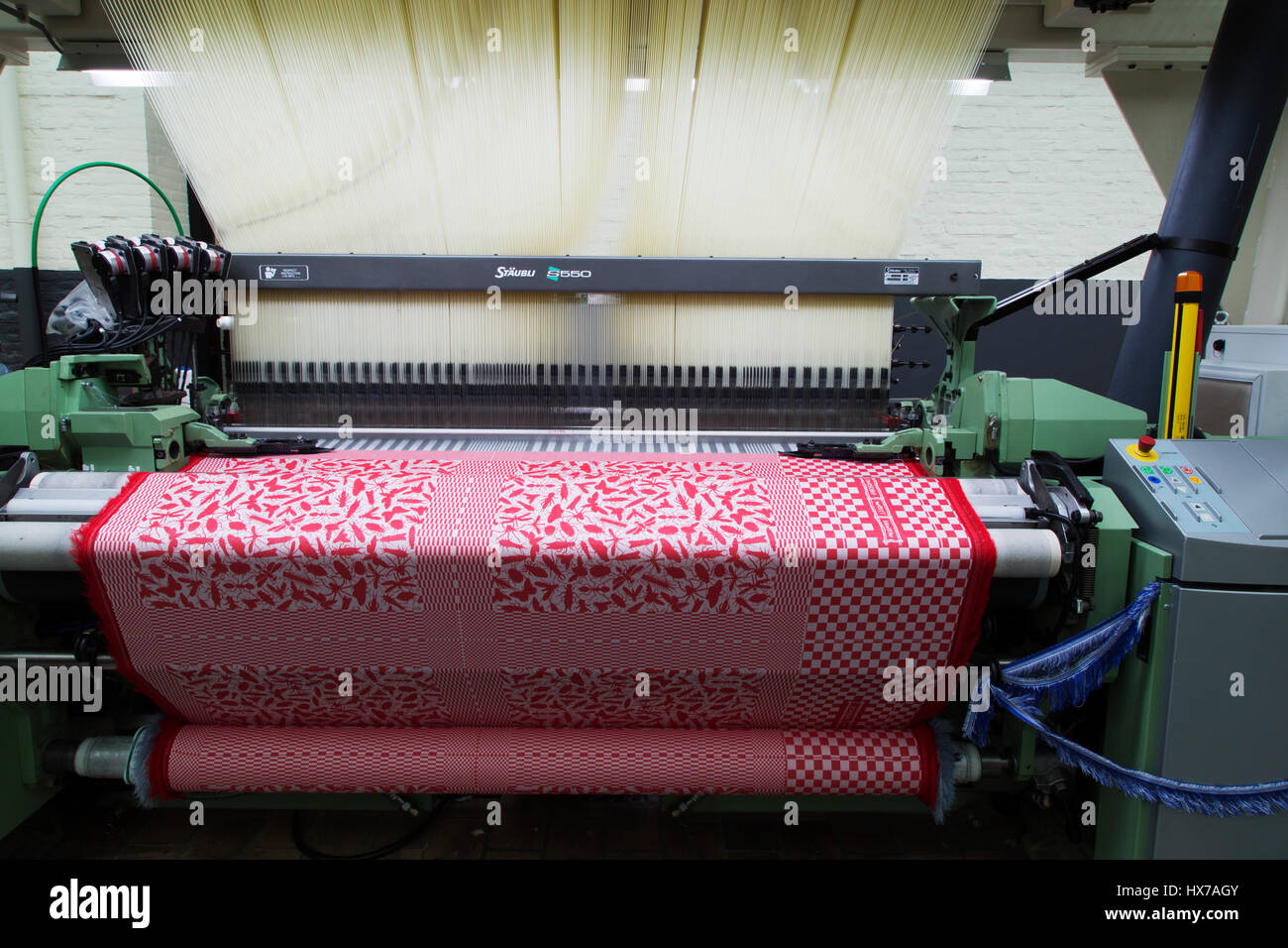 Jacquard loom hires stock photography and images Alamy