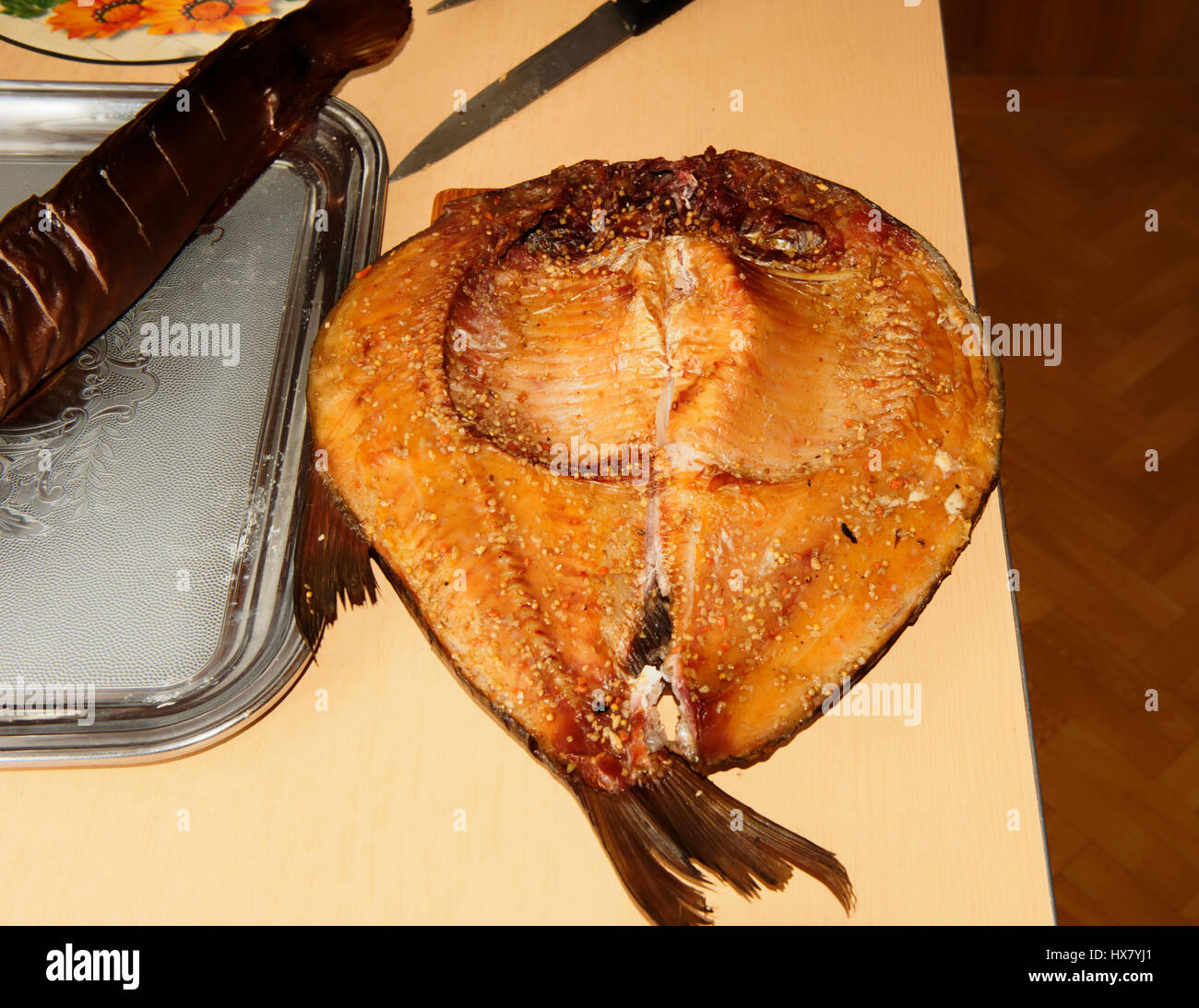 Zubereitung geräucherter Fisch,Litauen Stock Photo Alamy