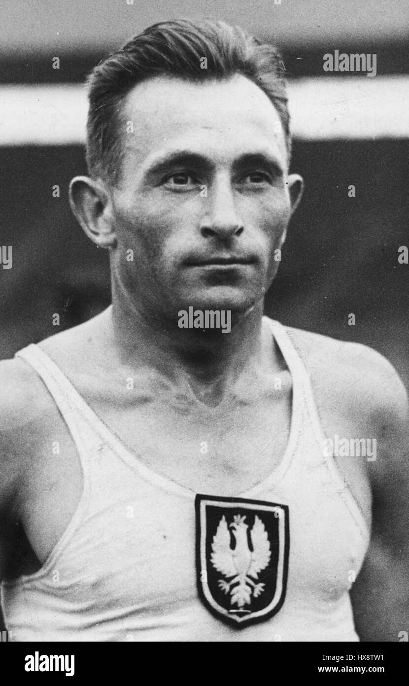 PIC 1 M 1222 4 MiC499dzynarodowe zawody lekkoatletyczne na stadionie White City w Londynie 1936 Stock Photo