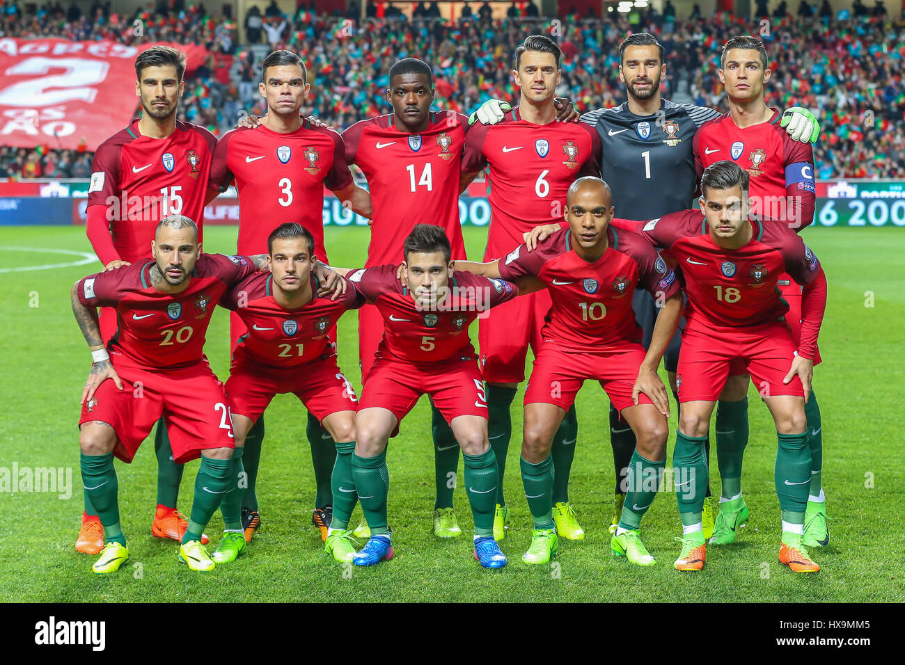 March 25, 2017. Lisbon, Portugal. Portugal starting team for the FIFA 2018 World Cup Qualifier between Portugal v Hungary Credit: Alexandre de Sousa/Alamy Live News Stock Photo