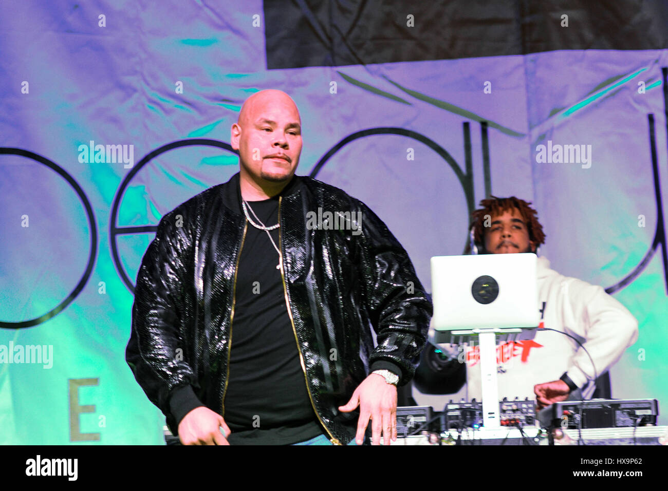 Fat rapper hi-res stock photography and images - Alamy