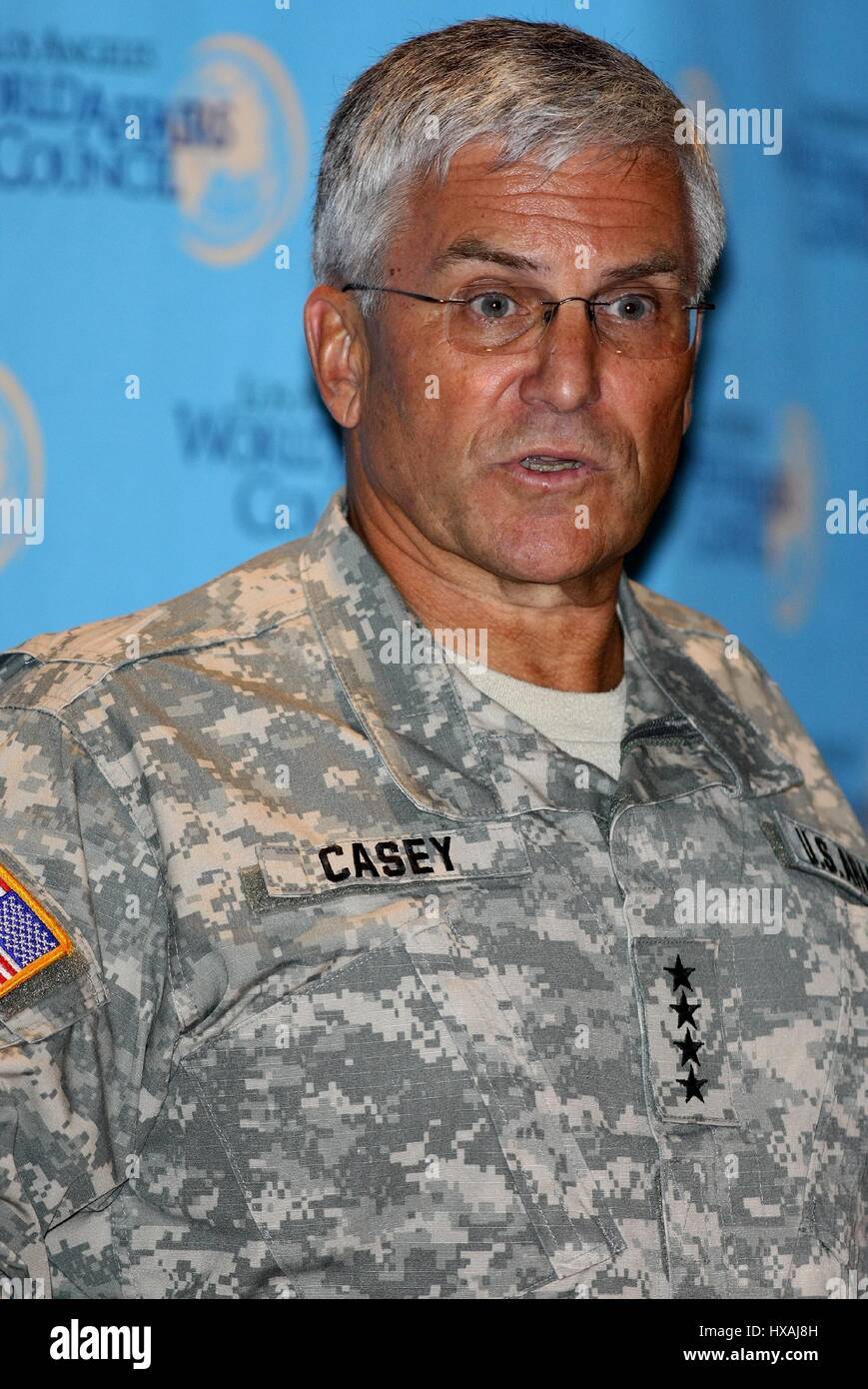 GENERAL GEORGE W. CASEY & JR CHIEF OF STAFF THE U.S. ARMY 27 September 2007 DOWNTOWN LOS ANGELES USA Stock Photo