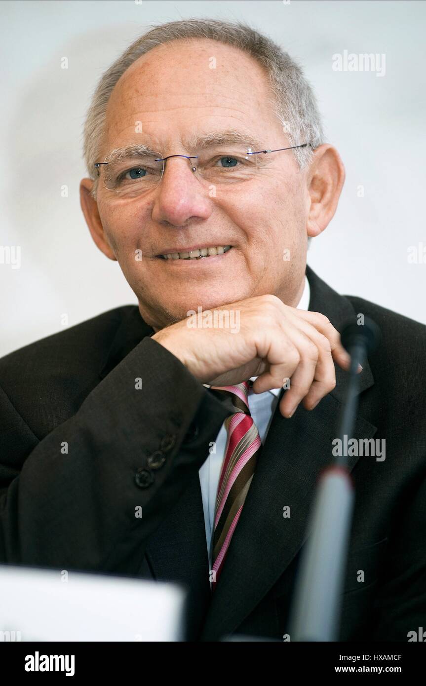 WOLFGANG SCHAUBLE GERMAN FOREIGN MINISTER 15 October 2008 Stock Photo