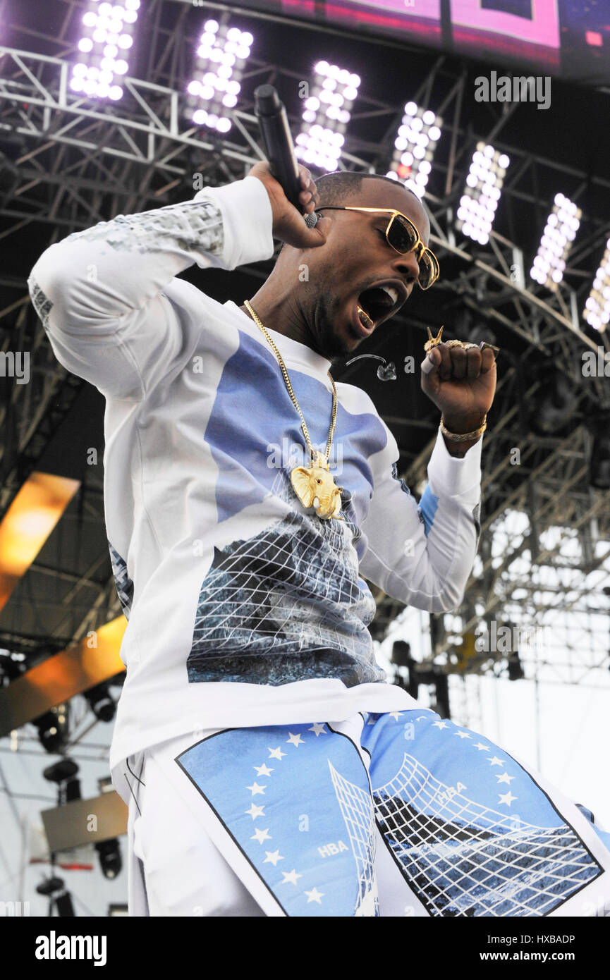 B o b aka bobby ray simmons hires stock photography and images Alamy