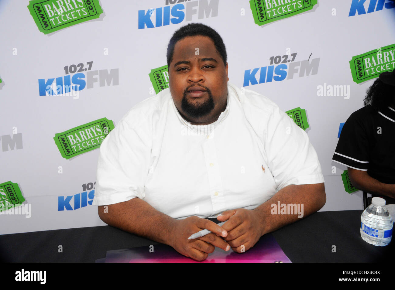 Lunchmoney Lewis Poses During A Fan Autograph Signing At The 15 Stock Photo Alamy Lunchmoney Lewis Poses During A Fan Autograph Signing At The 15 Stock Photo Alamy