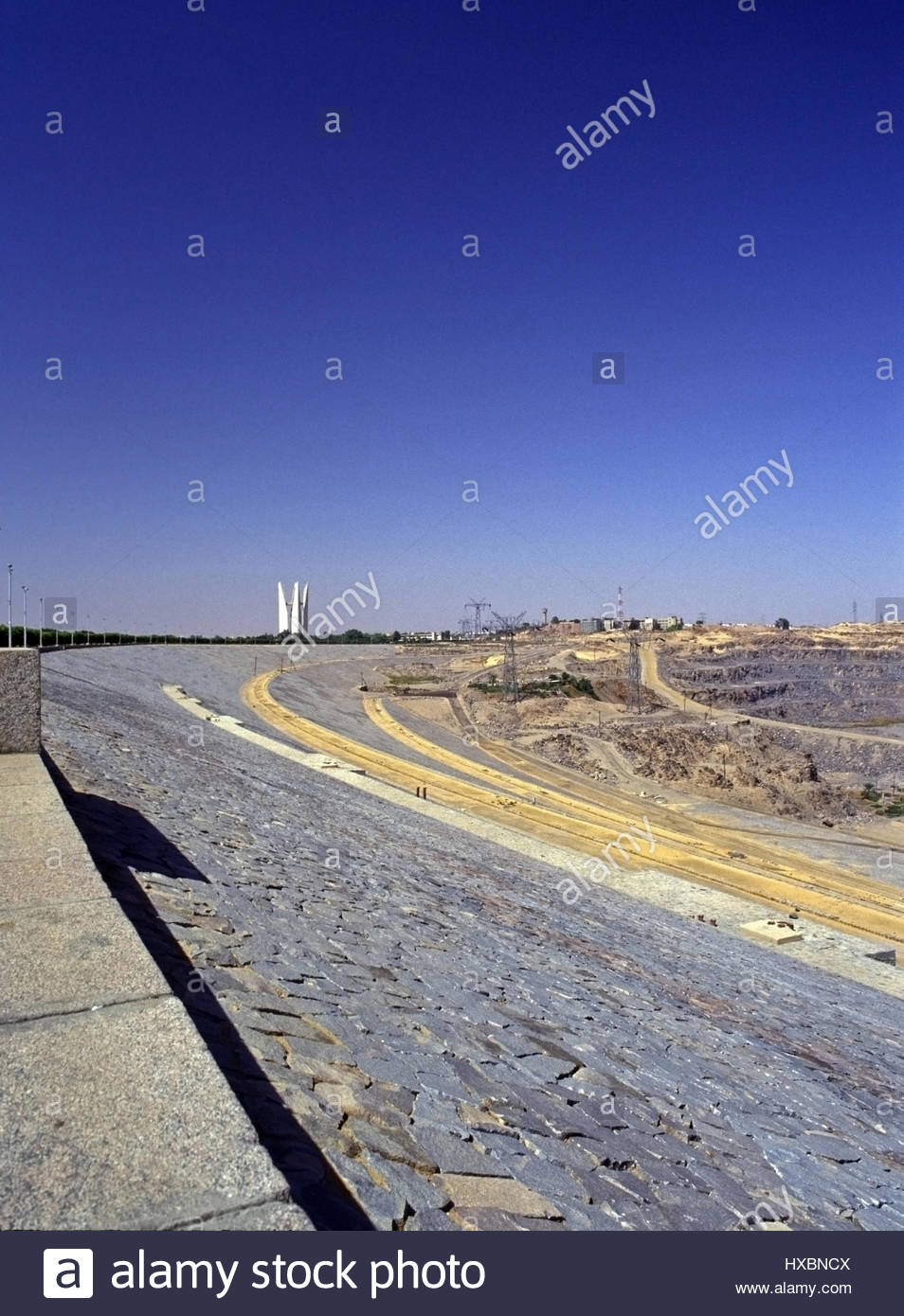 challenges of the aswan dam project The aswan high dam, funding for any project which increases nile flow the recent challenges to the nile basin treaties posed. challenges of the aswan dam project The aswan high dam, funding for any project which increases nile flow the recent challenges to the nile basin treaties posed.
