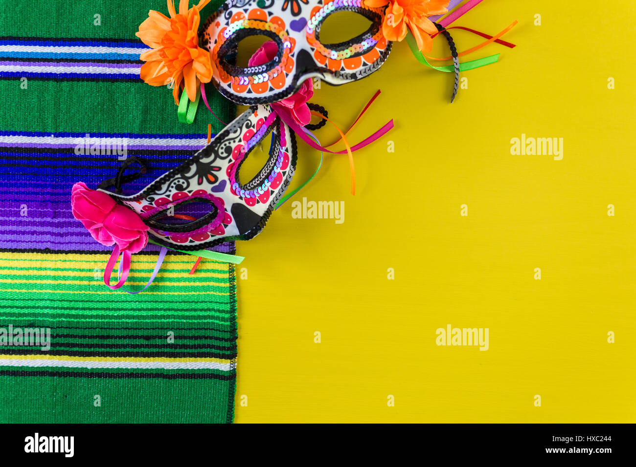 Sugar skull mask with flowers for Day of the Dead Stock Photo - Alamy