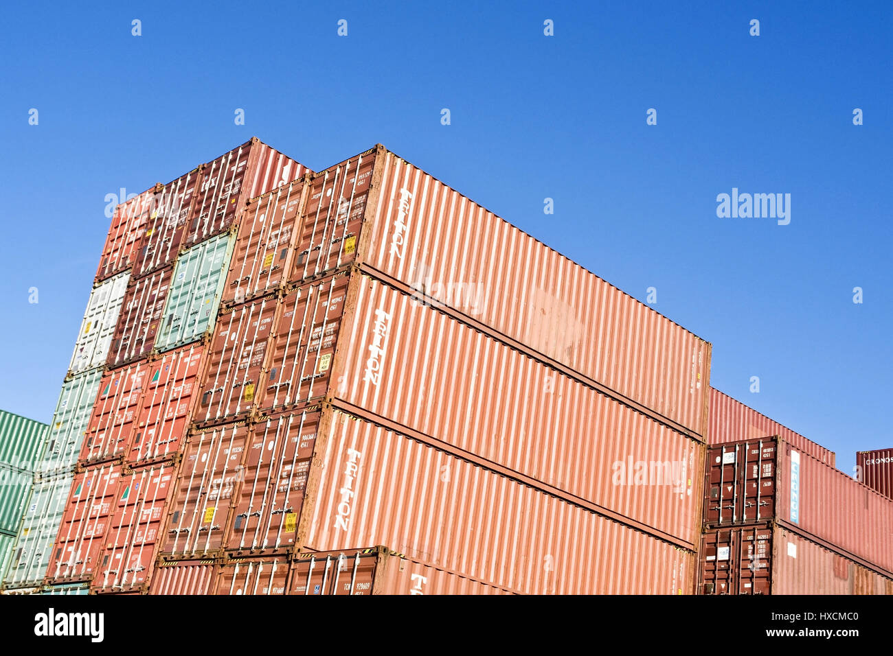 Container pile, Containerstapel Stock Photo - Alamy