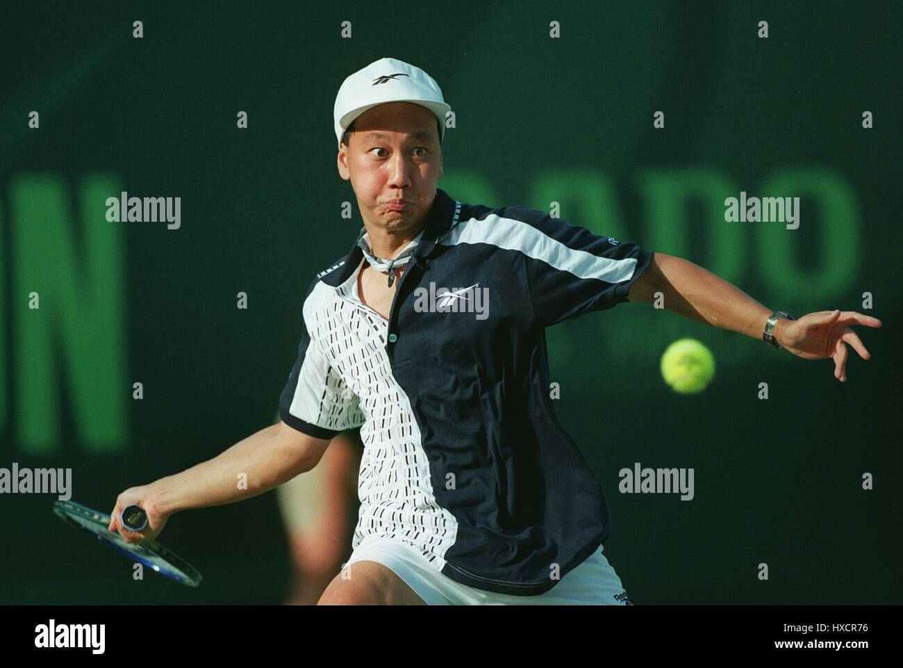 Tennis fore hand hi-res stock photography and images - Page 30 - Alamy