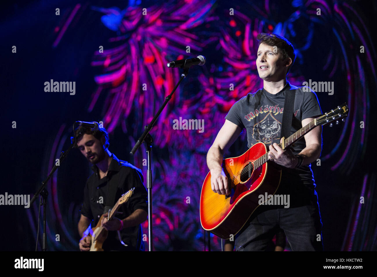 Madrid, Spain. 25th Mar, 2017. James Blunt live beim La Noche de Cadena 100 Konzert im WiZink Center. Madrid, 25.03.2017 | usage worldwide Credit: dpa/Alamy Live News Stock Photo