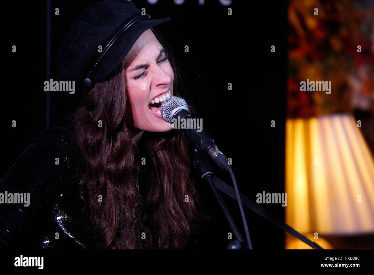 Madrid, Spain. 27th March, 2017. Sophie Auster performs an acoustic