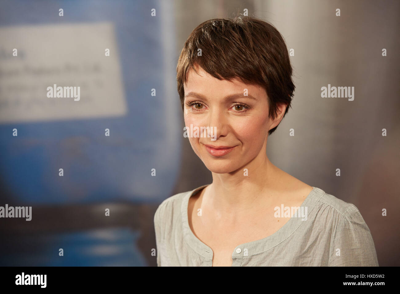 Julia Koschitz High Resolution Stock Photography and Images - Alamy