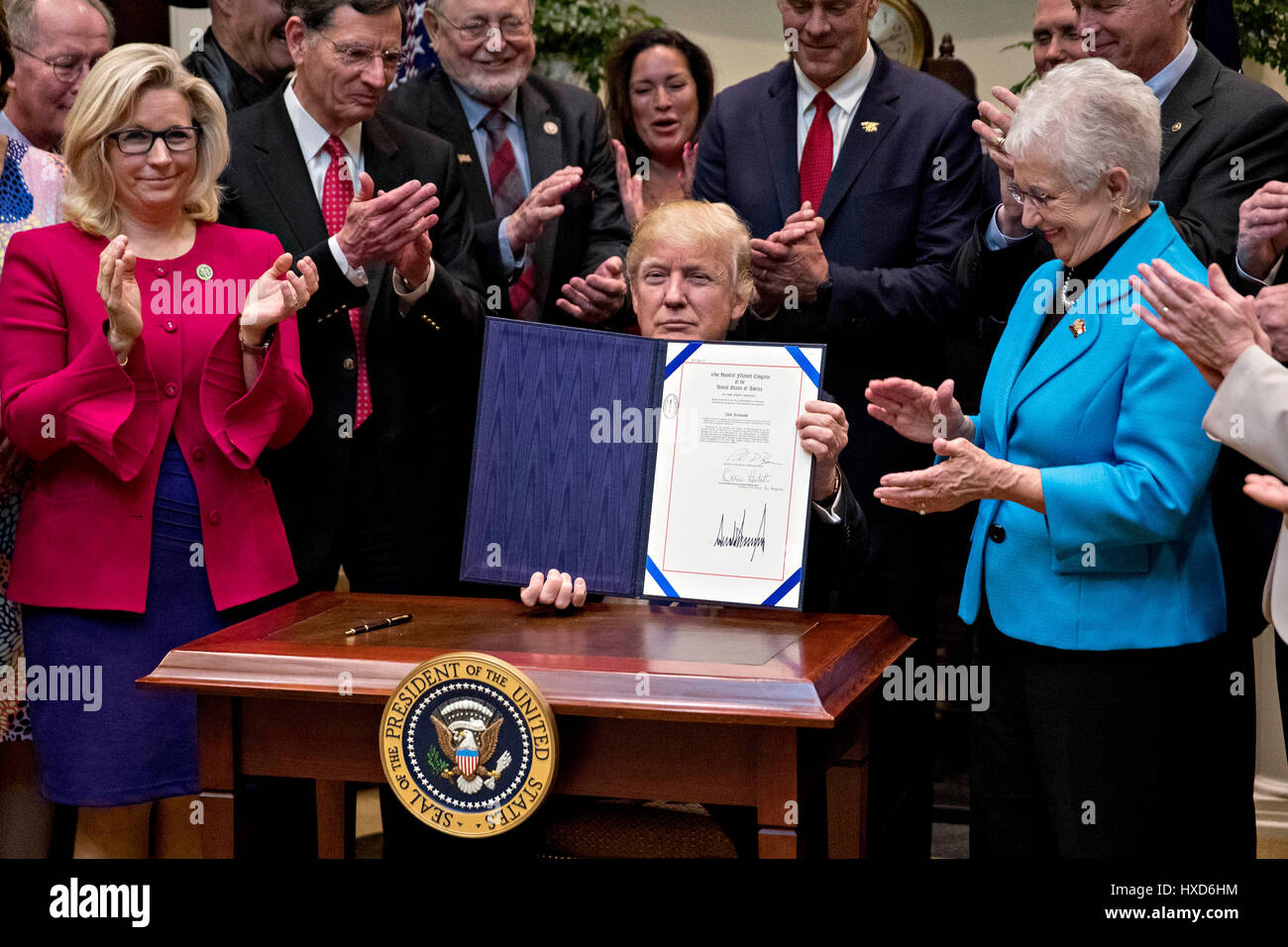 Federal res hi-res stock photography and images - Alamy