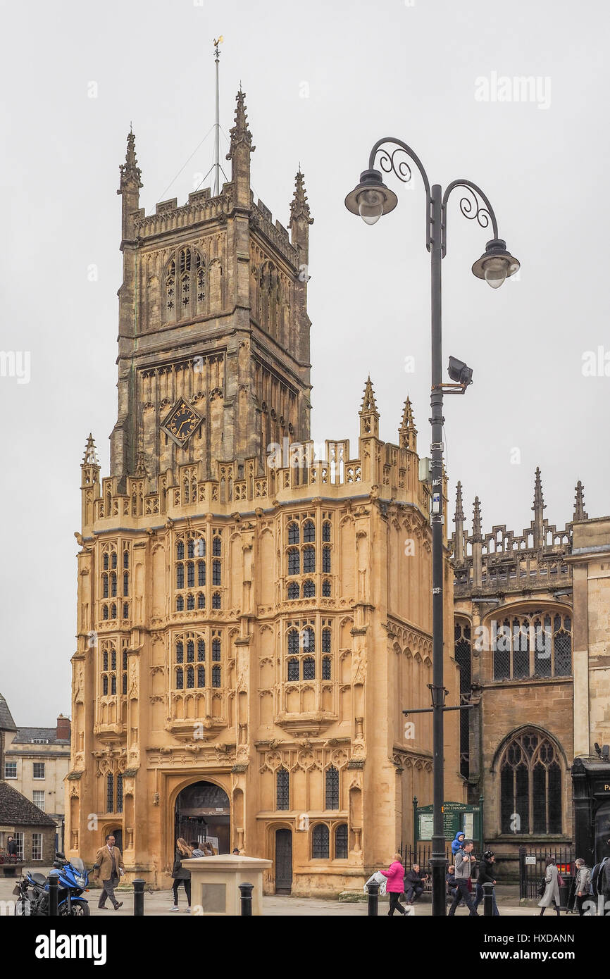 a view of St John the Baptist church with a street lamp in the town centre center of Cirencester Stock Photo