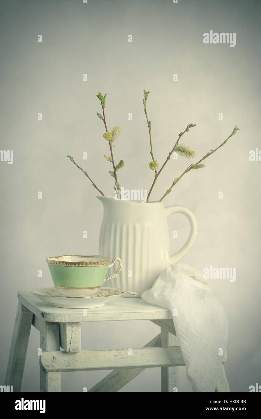 Spring still life hi-res stock photography and images - Alamy