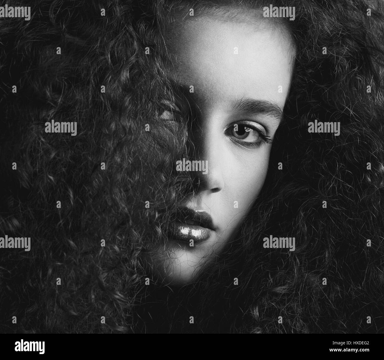 Close up black and white portrait of a a beautiful female fashion model ...