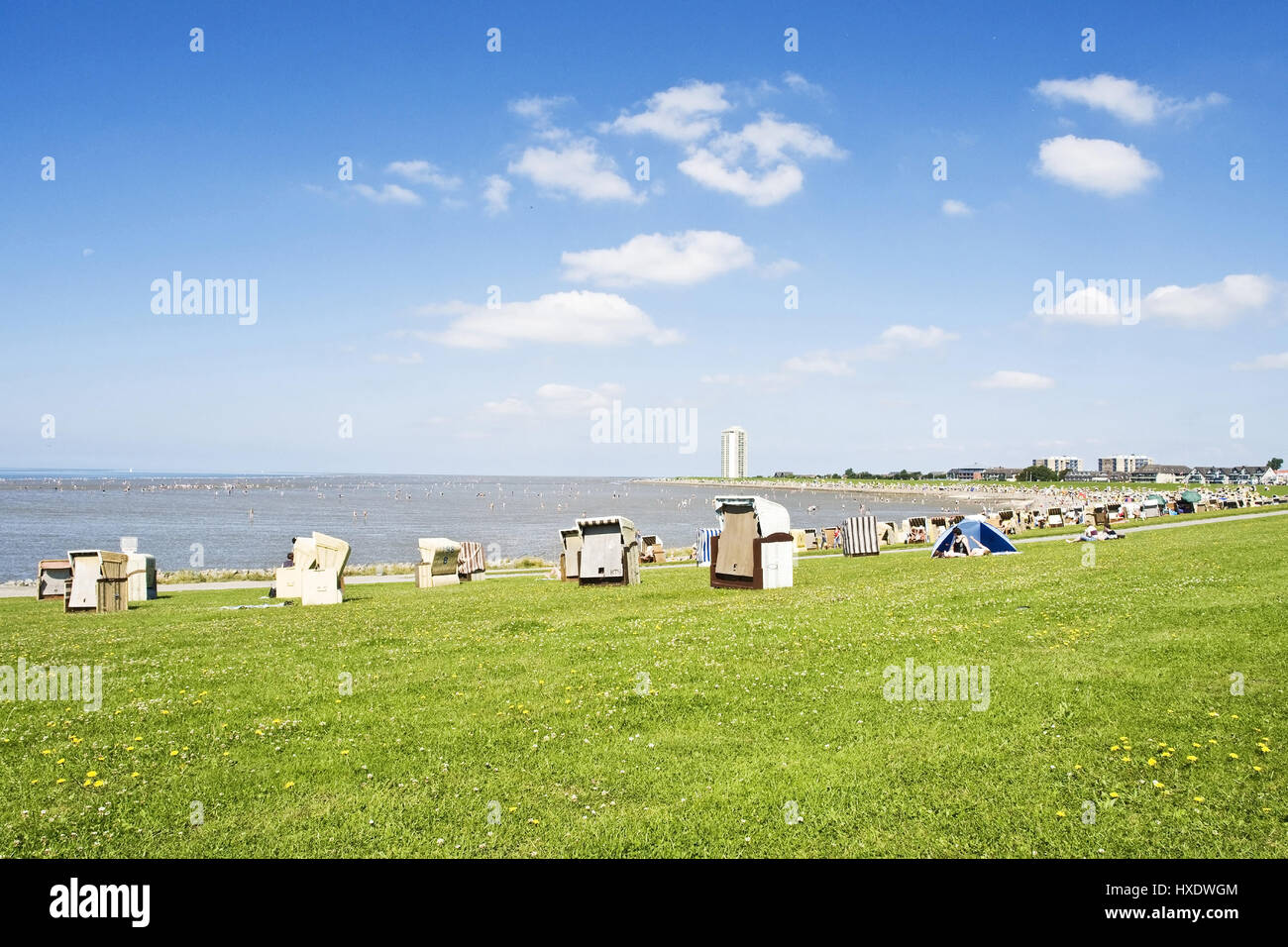 Green beach segment in Buesum, Gruener Strandabschnitt in Buesum Stock ...