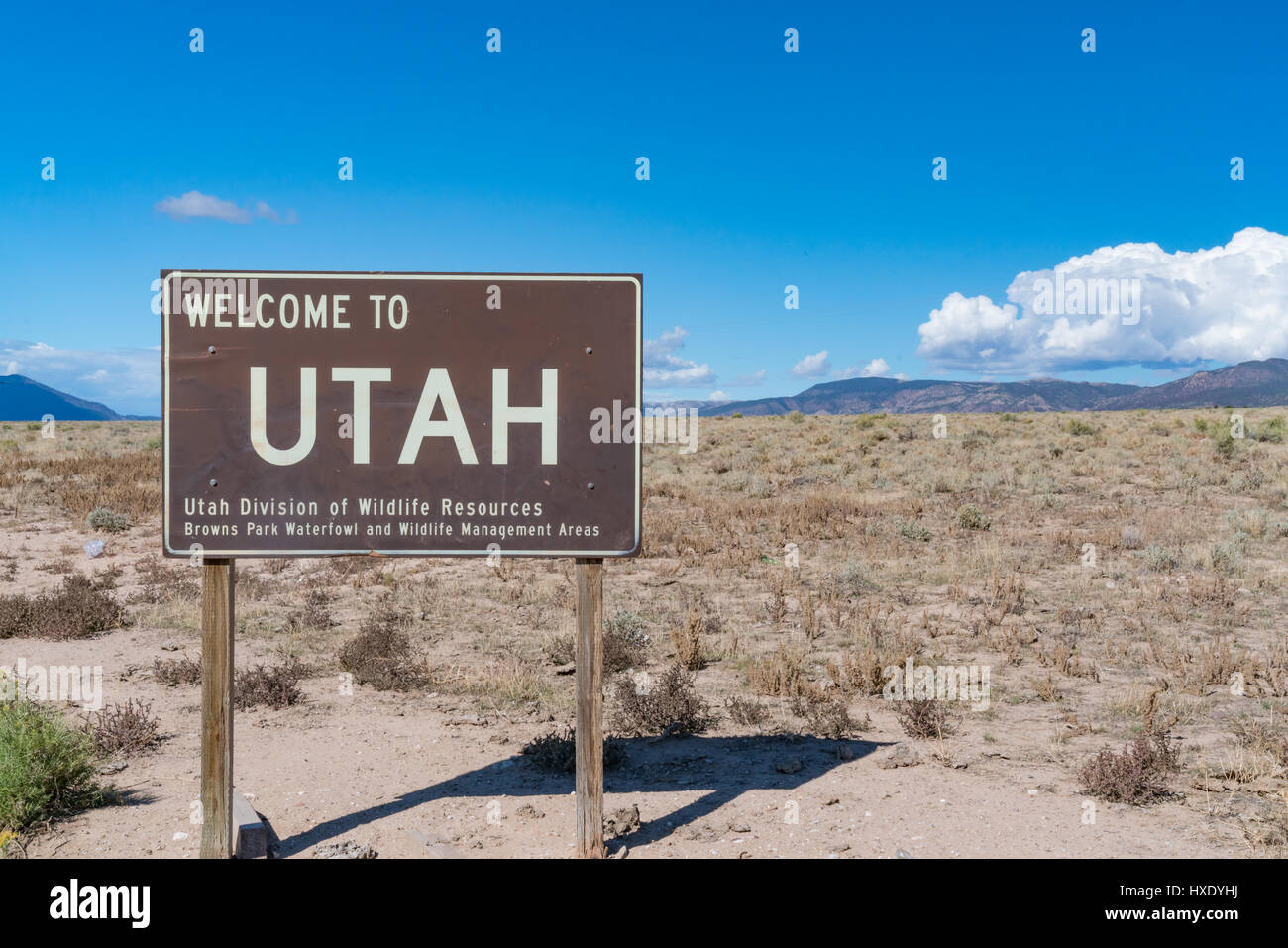 Welcome to Utah sign in the prairie along the Colorado border Stock Photo