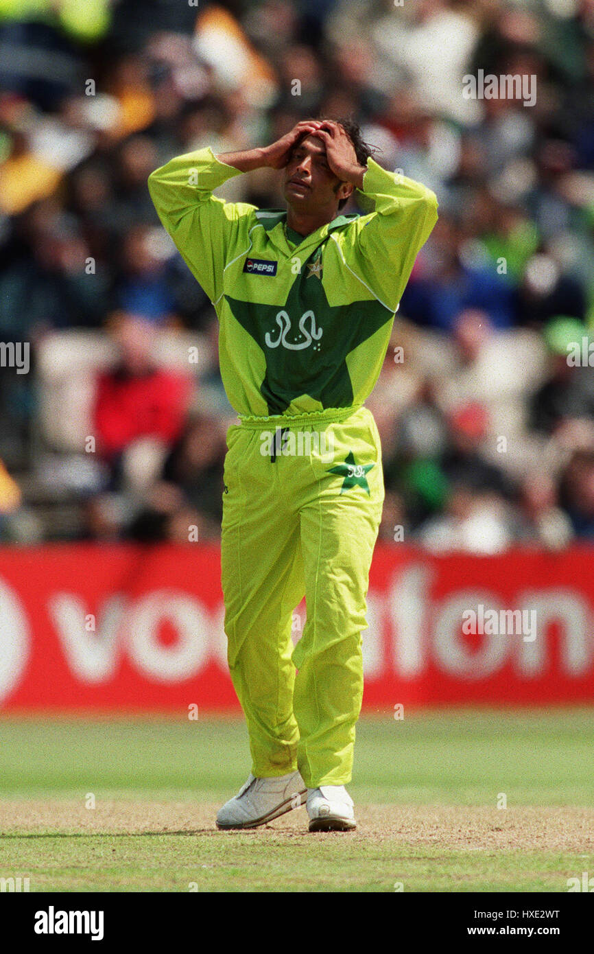 SHOAIB AKHTAR PAKISTAN 08 June 1999 Stock Photo