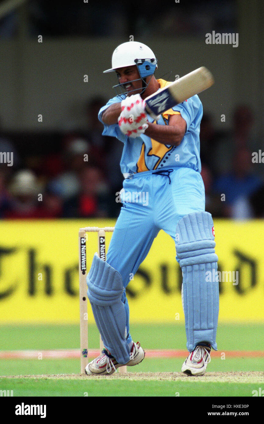 MOHAMMED AZHARUDDIN INDIA & DERBYSHIRE CCC 29 May 1999 Stock Photo