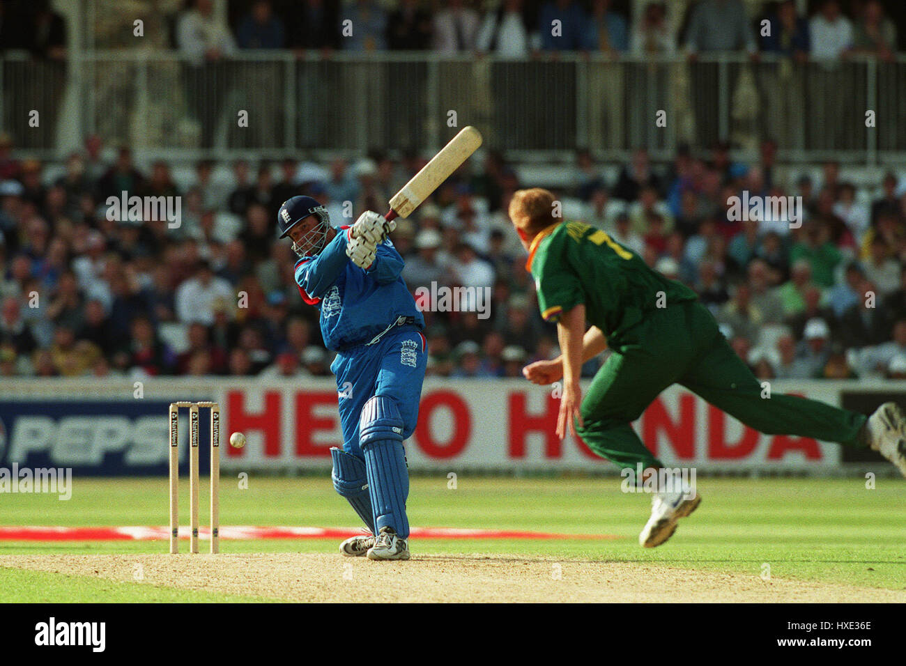 ANGUS FRASER & SHAUN POLLOCK ENGLAND V SOUTH AFRICA 22 May 1999 Stock ...