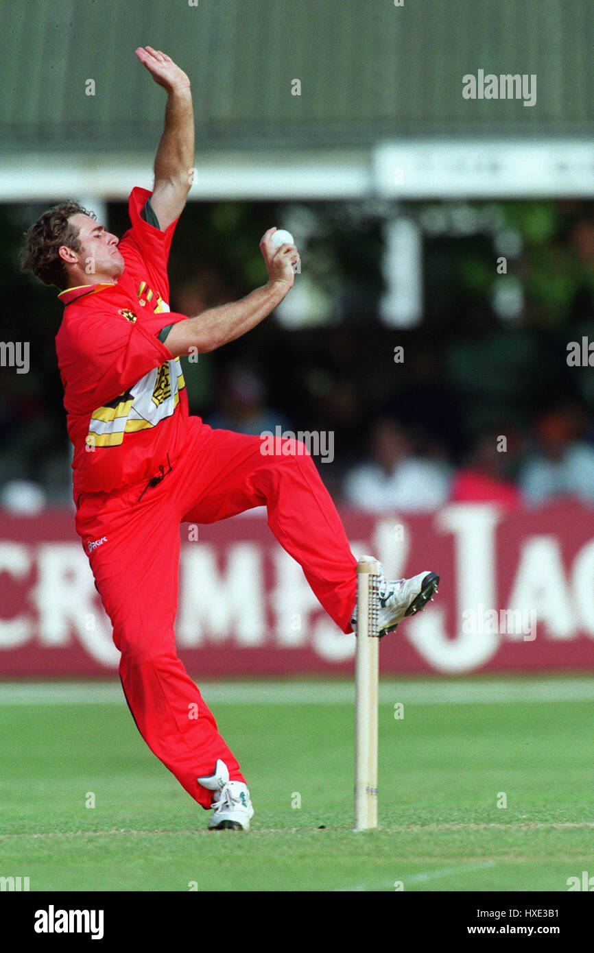 GUY WHITTALL ZIMBABWE 21 May 1999 Stock Photo