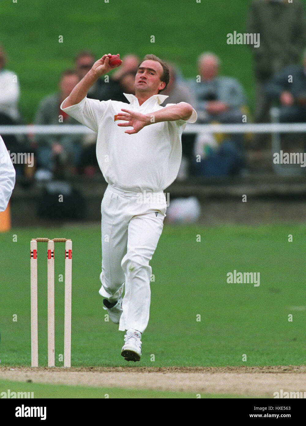 PETER HARTLEY YORKSHIRE CCC 05 May 1995 Stock Photo - Alamy