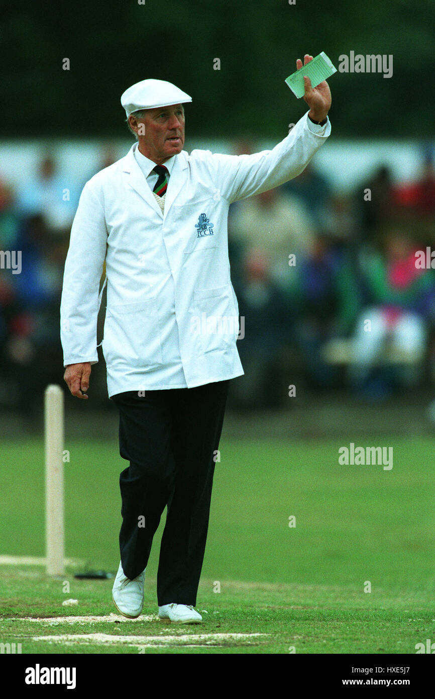 International cricket umpire hires stock photography and images Alamy