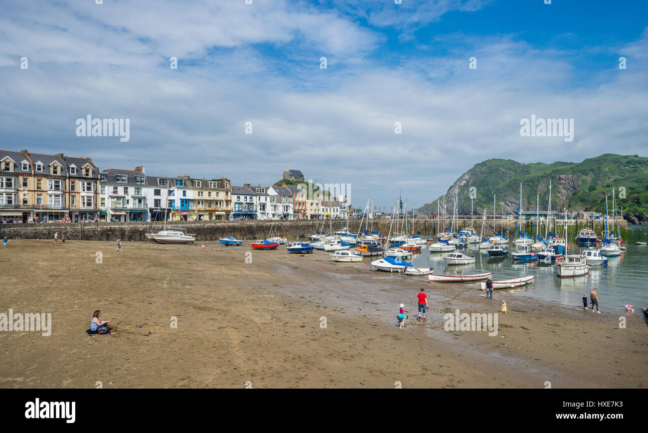 United Kingdom, South West England, North Devon, Ilfracombe harbour at low tide Stock Photo