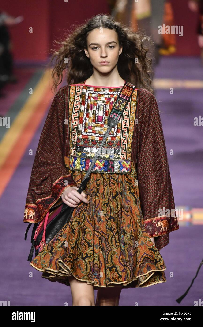 Milan Fashion Week Fall/Winter 2017/18 - Etro - Catwalk Featuring: Model Where: Milan, Italy When: 24 Feb 2017 Credit: IPA/WENN.com **Only available for publication in UK, Germany, Austria, Switzerland** Stock Photo -