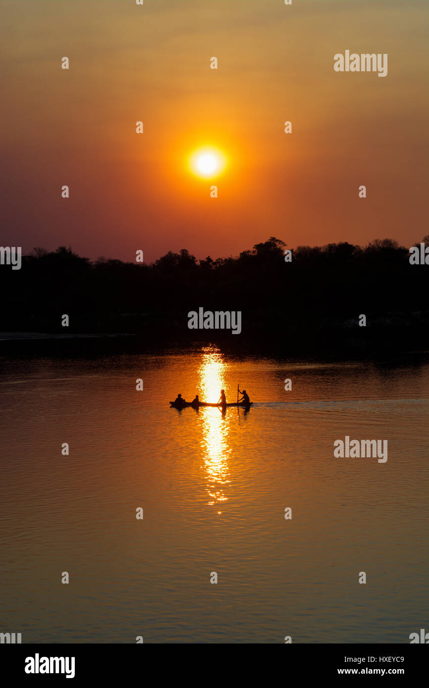 African sunset colors hi-res stock photography and images - Alamy