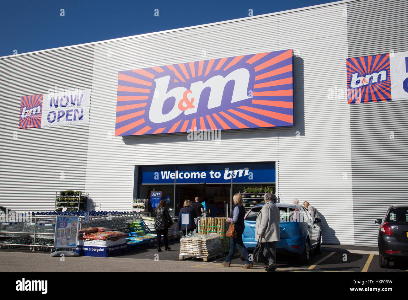 B&M, Pallion Retail Park, Sunderland Stock Photo Alamy