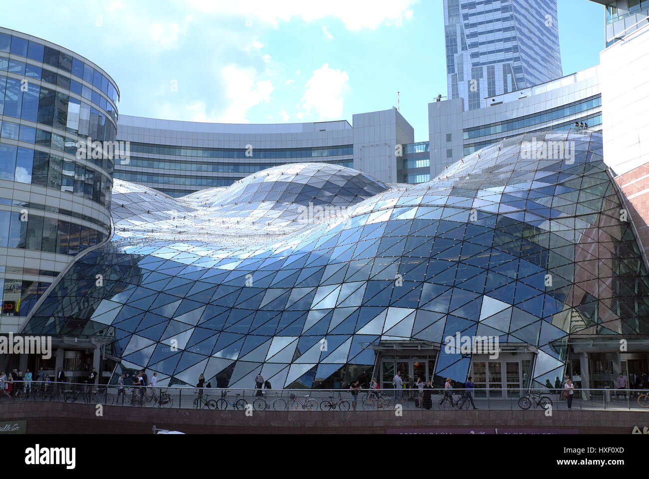 The entertainment complex Złote Tarasy in central Warsaw is designed by The  Jerde Partnership and received the Architectural Review MIPIM Future Proje  Stock Photo - Alamy