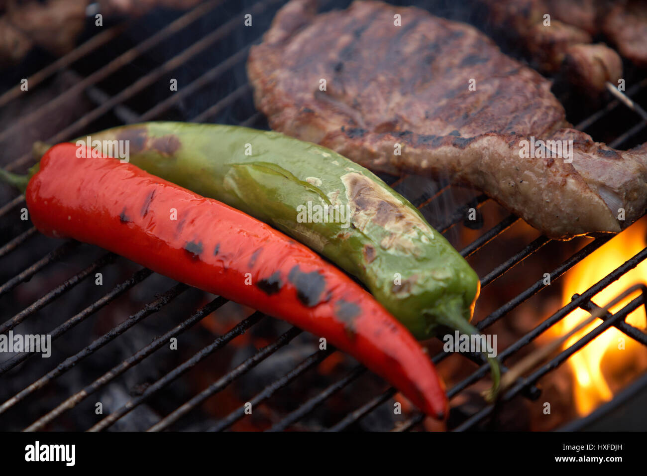 bbq grilled steak and sweet peppers Stock Photo Alamy