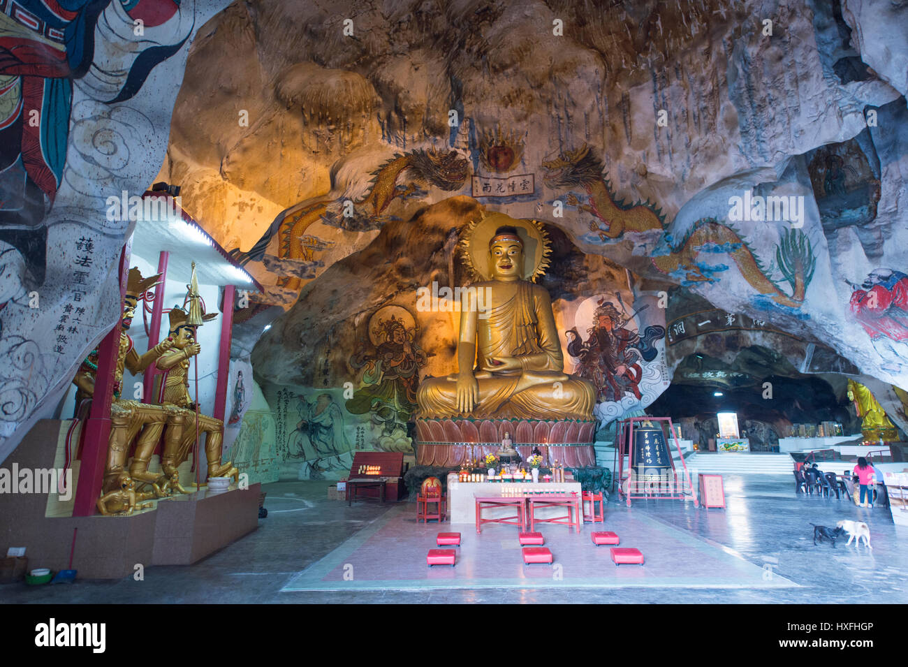 Perak Tong Is A Chinese Buddhist Temple Built Within A Limestone Cave Stock Photo Alamy
