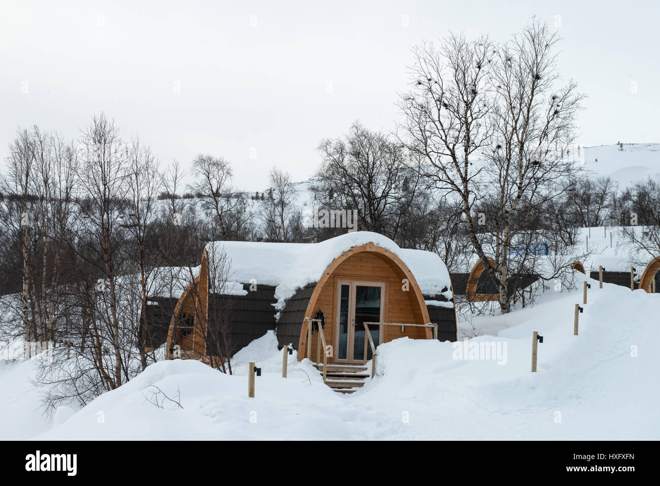 Snow Cabins At The Snowhotel Kirkenes Stock Photo 136803737 Alamy