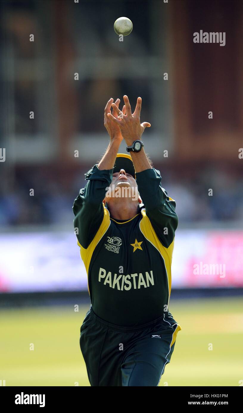 Pakistan ball hi-res stock photography and images - Alamy