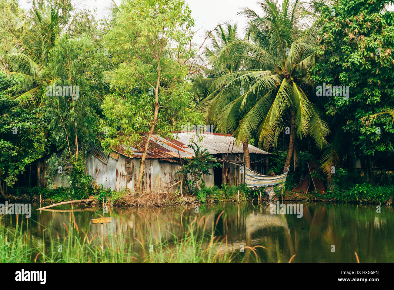 Guesthouse along the famous Mekong river in Vinh Long, Vietnam Stock Photo