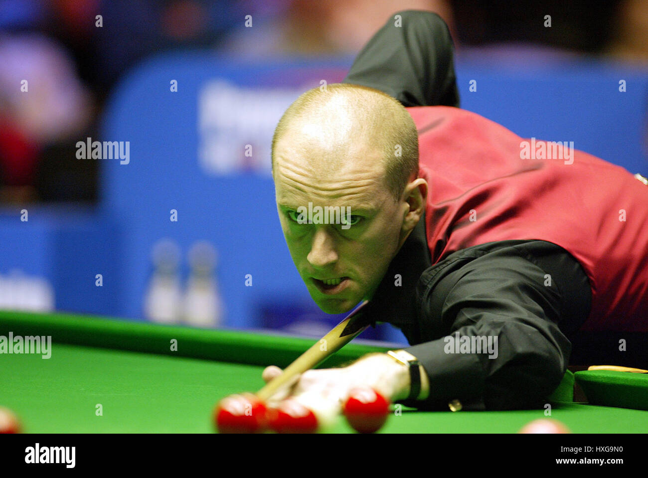 Peter ebdon 2002 hi-res stock photography and images - Alamy