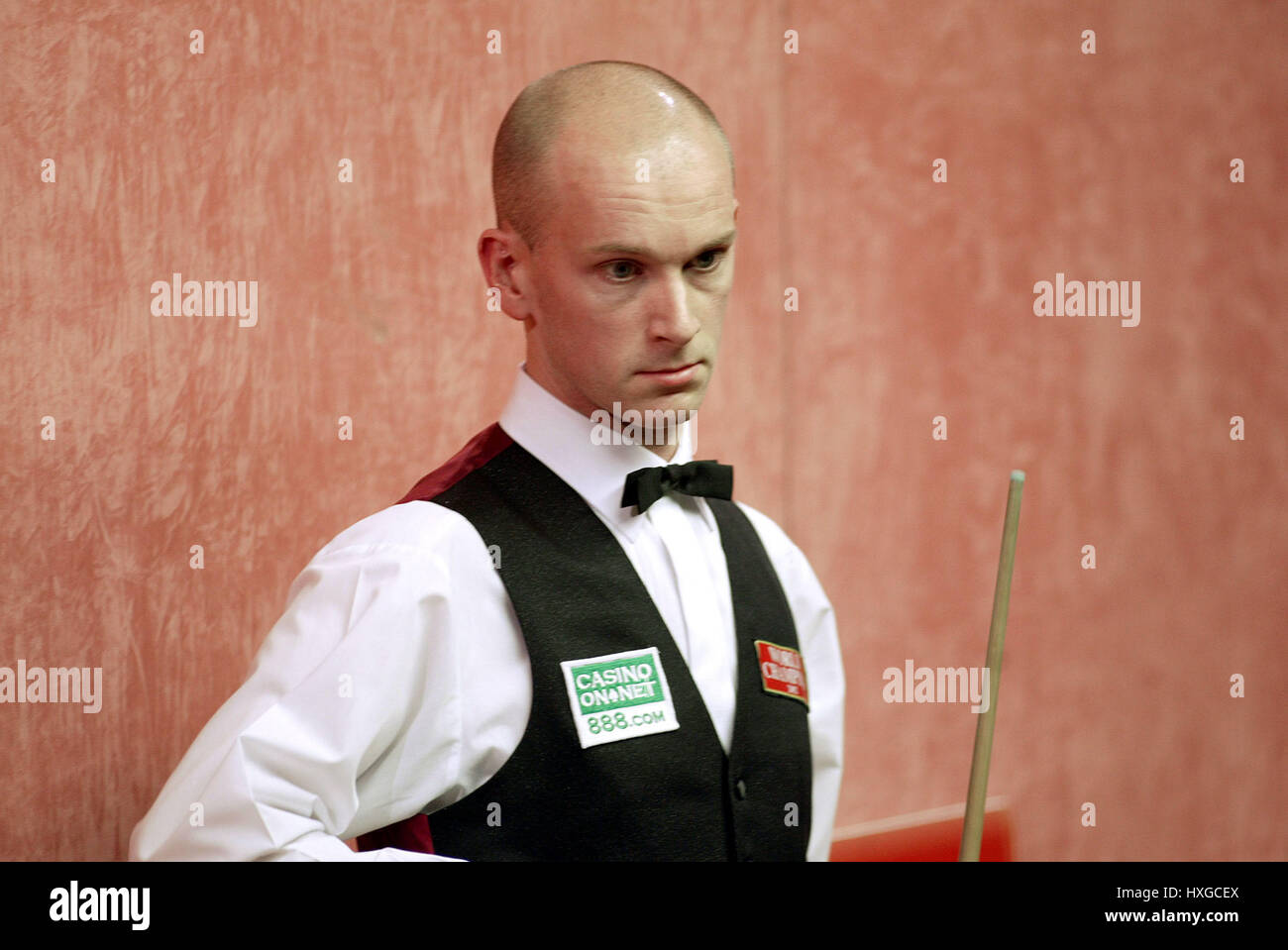 Peter ebdon 2003 hi-res stock photography and images - Alamy