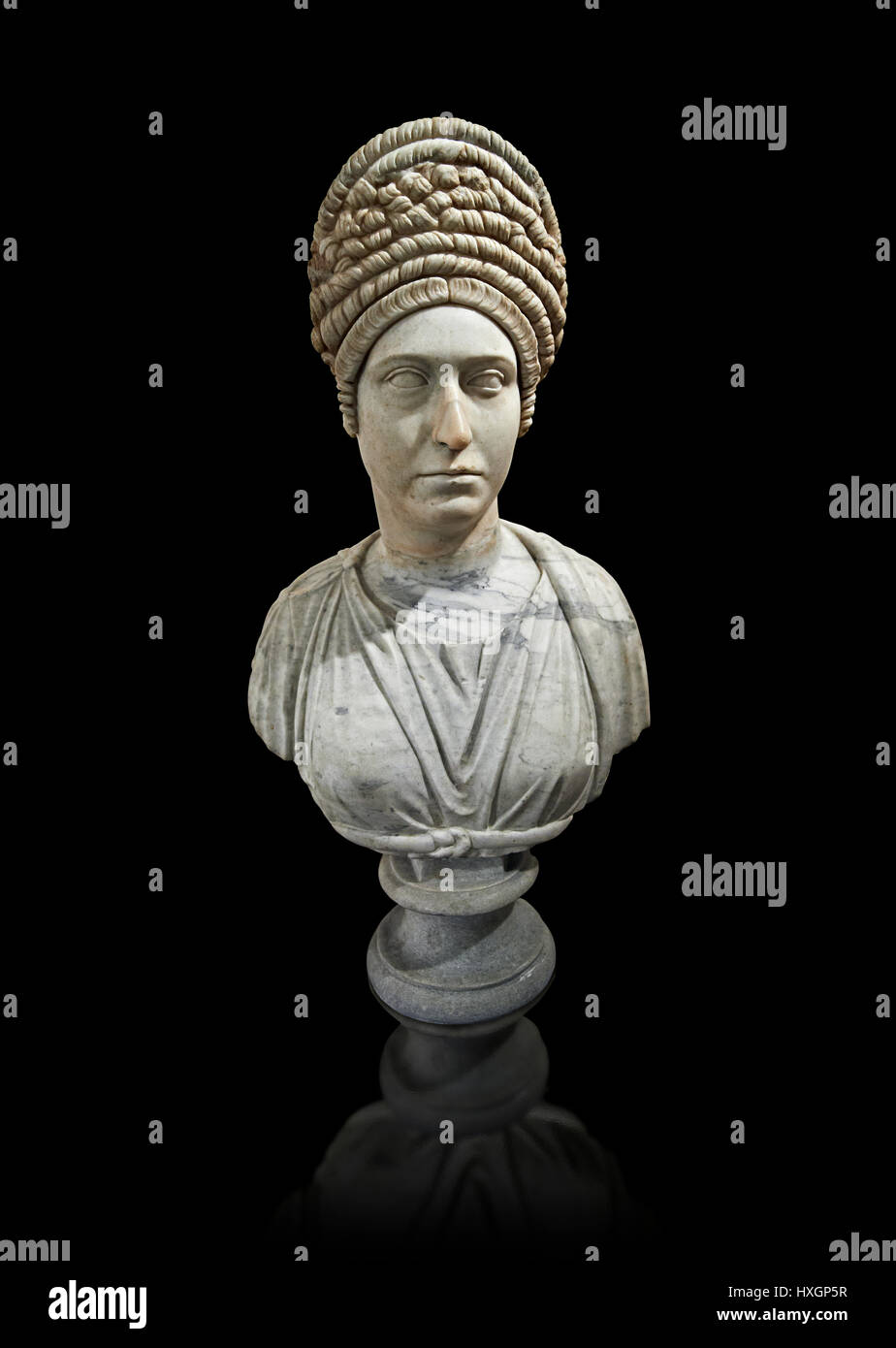 Roman women sculpture with typical Trajan period hair style, Late Trajan period 98-117 AD, inv 6074, Naples National Museum of Archaeology, Italy, Stock Photo